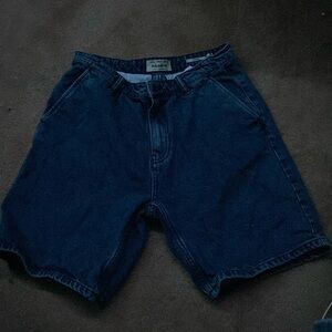 thrifted jorts